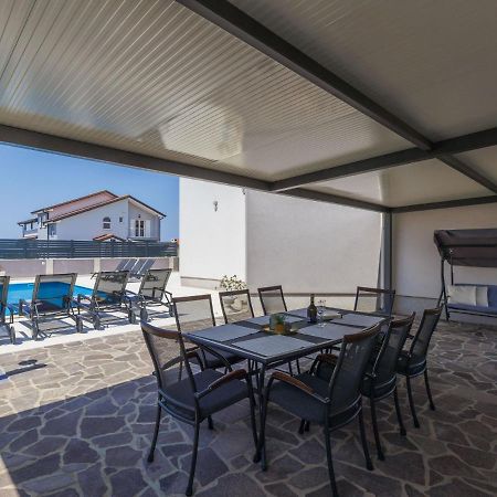 Holiday Home Villa Gocci By Interhome Kmeti Kültér fotó