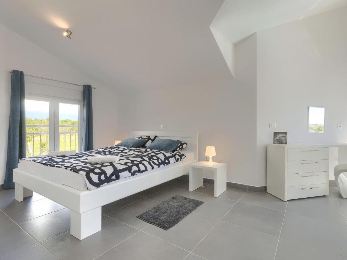 Holiday Home Villa Gocci By Interhome Kmeti Kültér fotó