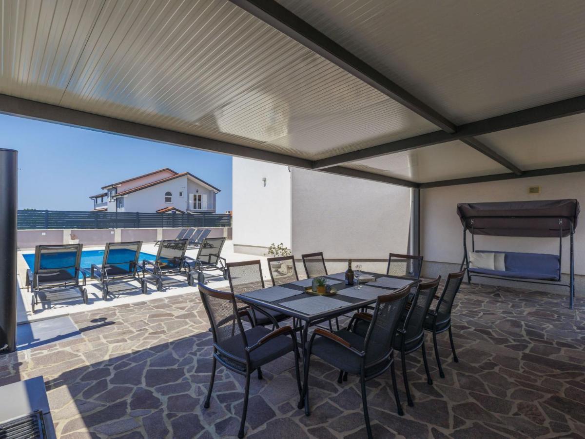 Holiday Home Villa Gocci By Interhome Kmeti Kültér fotó